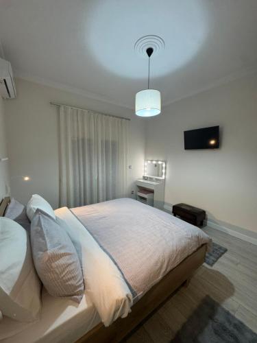 Lovely Faliro Apartment next to Flisvos
