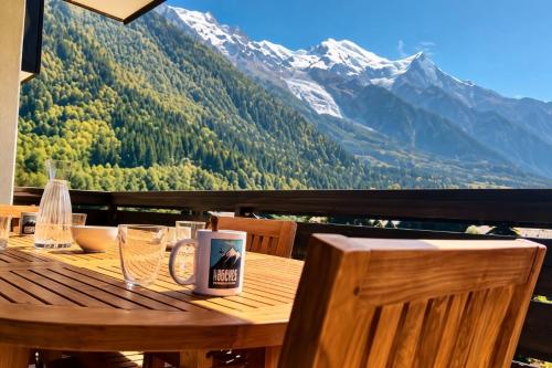 Nice flat with balcony view Mont Blanc Parking