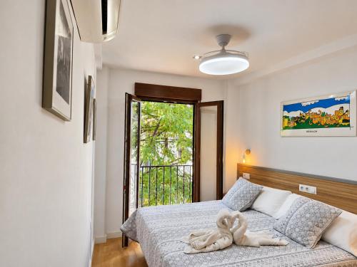 Nasrid Panorama - Casa con Terraza 360 º, 4 Dormitorios y Parking Gratis