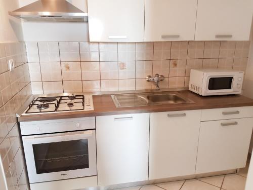 Modern apartment with sea view in Pag, 40 sqm