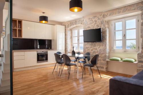 Elegant villa in Podgora with private pool and sea view