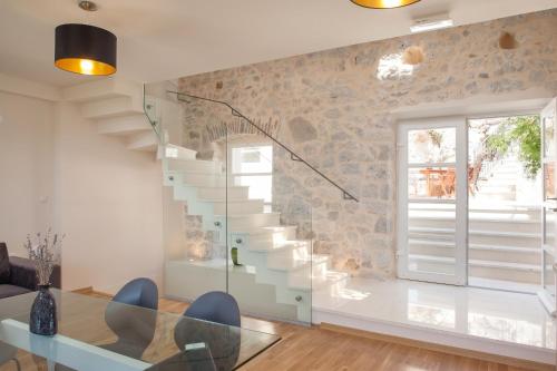 Elegant villa in Podgora with private pool and sea view