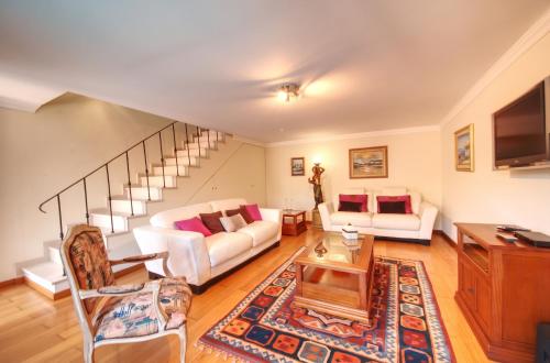 Spacious house with private pool in Albufeira