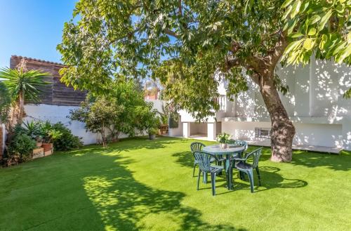 Charming villa in Marbella with private pool