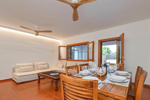 Bonita Stay B Beach 1ªlínea, fibra, A/A, BBQ, pool