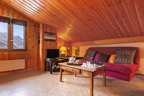 La Persévérance15 - 2BR Sleeps 6 | Near Ski Lift & Mont Blanc Views - Happy Rentals
