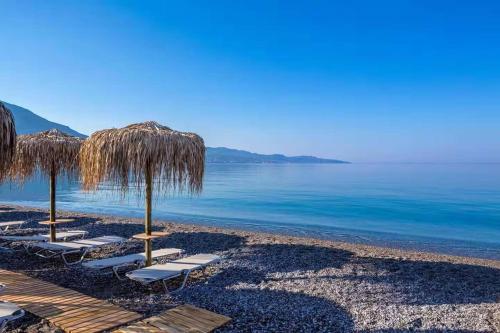 Studio 4 Kalamata - Bright Escape in the Centre