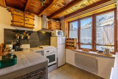 Maisonnette Argentée Near Grands Montets: Garden + Mont Blanc - Happy Rentals