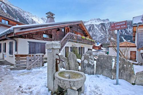 Maisonnette Argentée Near Grands Montets: Garden + Mont Blanc - Happy Rentals