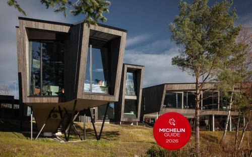 Elva Hotel
