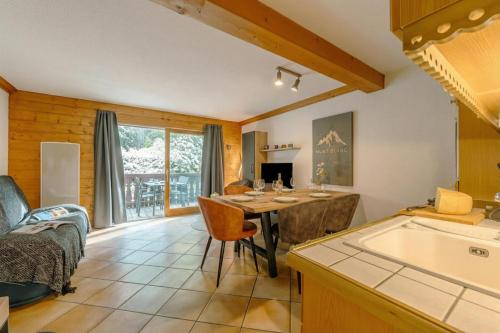 Le Parc du Mont Blanc in Chamonix | Balcony & Mountain Views - Happy Rentals