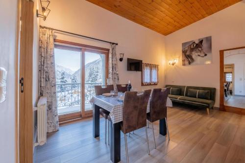 Le Cristal NB15 Mont-Blanc View, Pool, Parking & WiFi - Happy Rentals