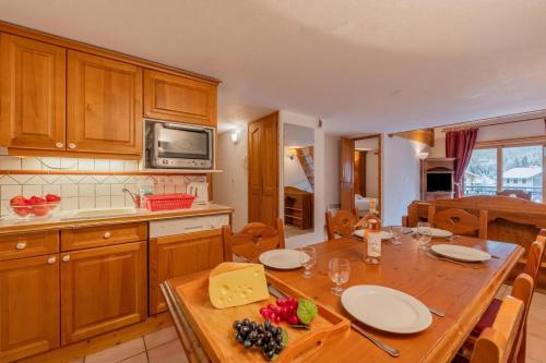 Le Cristal GM19 Mountain View, Pool & Parking- Happy Rentals