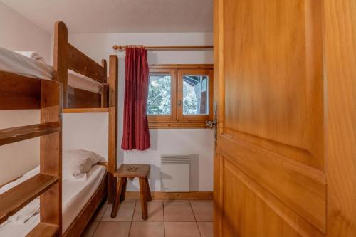 Le Cristal GM19 Mountain View, Pool & Parking- Happy Rentals