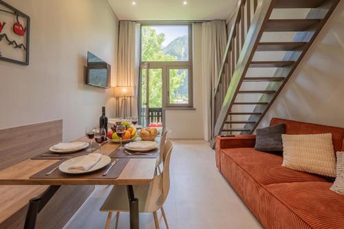 Full Nature apartment - Quiet Les Praz Retreat near Flégère Ski lift - Happy Rentals