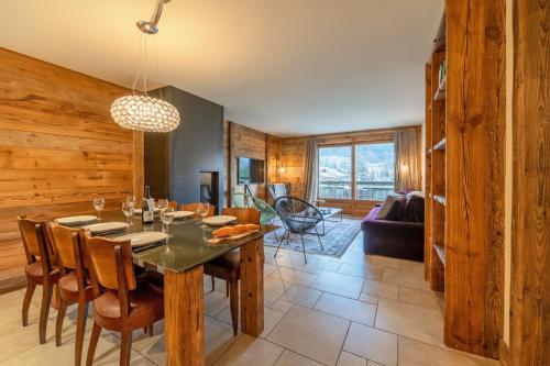 Panorama Mont-Blanc 2BR w/Views, Walk to Flégère Lift - Happy Rentals