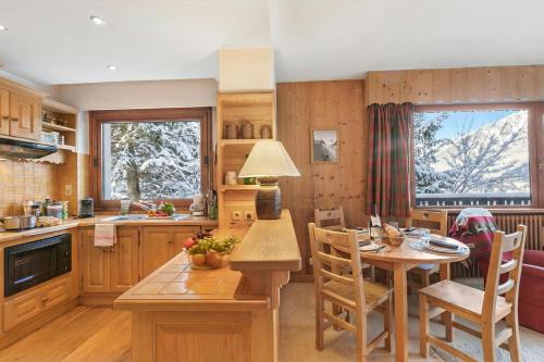 Apt Du Plan Praz-Brévent 4-min to lift, parking & balcony - Happy Rentals