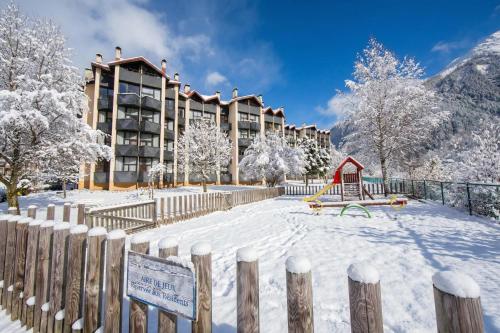 Grand Roc A17 - 150m from Slopes, View, Parking & WiFi - Happy Rentals