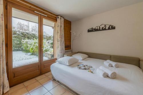 Apt Les Capucins Quiet Chamonix Base w/ Private Garden - Happy Rentals