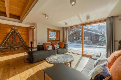 Luxury Mountain Chalet Pool Sauna Cinema
