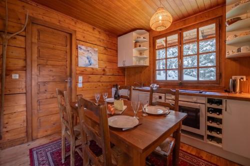 Chalet Petit Poucet 2BR Retreat in forest - Happy Rentals
