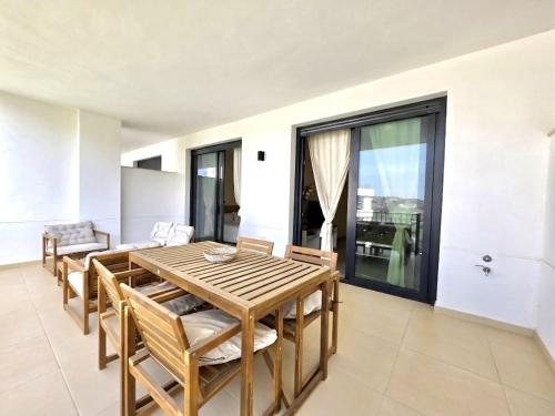 SR Calanova Golf y Playa 2BDR en Mijas Costa