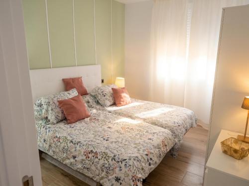 Bright apartment with sea view, Fuengirola, 50 m², pool