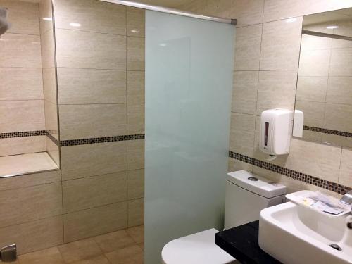 Phòng tắm tại Unic Hotel
