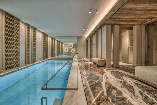 Quiet property in Morzine with panoramic views