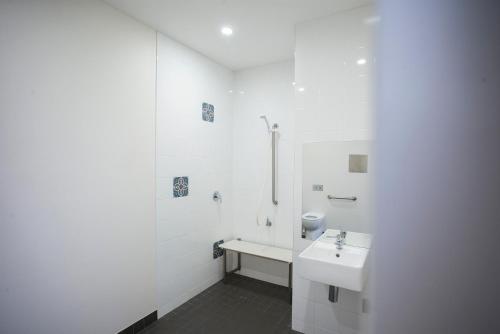 Vonios kambarys apgyvendinimo įstaigoje Rambutan Resort