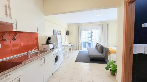 Praia da Rocha, 404 Casa dos Arcos, Charming Studio, Air Conditioning, Internet, Pools, Sea View, by IG