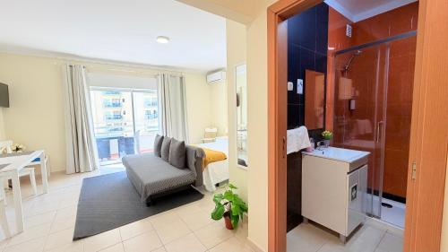Praia da Rocha, 404 Casa dos Arcos, Charming Studio, Air Conditioning, Internet, Pools, Sea View, by IG
