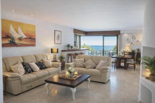 Ocean Bliss II Albufeira Sea View 20m to Beach 2 Pools Free Parking