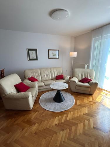 Apartment Tina