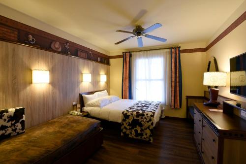 Disney's Hotel Cheyenne®