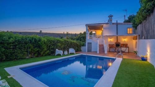 Casa Maite Sol Nerja by Ruralidays