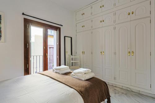 Inside Sevilla by SHS