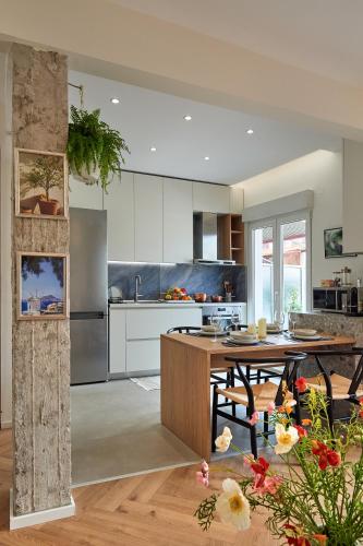 NEW Sub-penthouse Gem - Walk to Metro & Waterfront