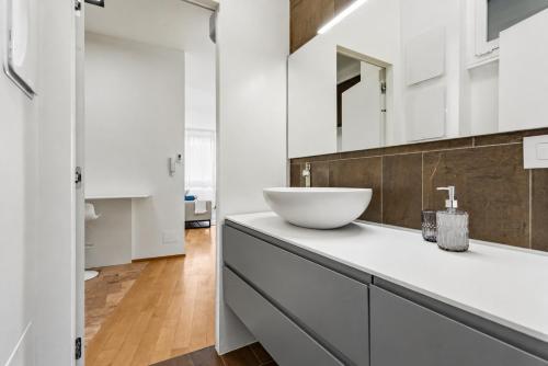 Milan Art Domus 02 - Figini Pollini