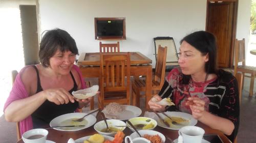 Comida en la casa de huéspedes o alrededores