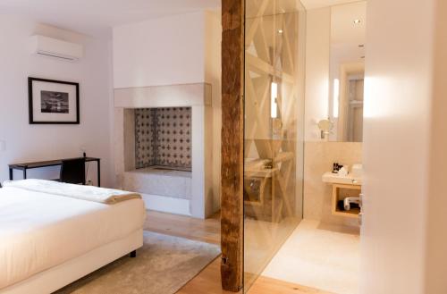 Gallery image of Flora Chiado Apartments in Lisbon