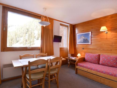 Studio confortable 2 étoiles, ski aux pieds, pour 4 personnes