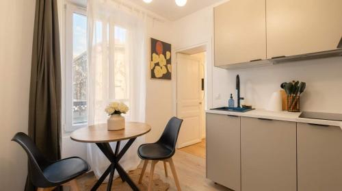 Renovated Ground-Floor 1BR near Pigalle