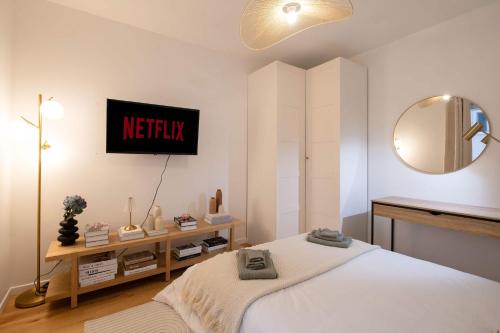 Renovated Ground-Floor 1BR near Pigalle