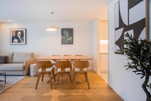 Aires Ornelas Gem, City Escape with Private Parking