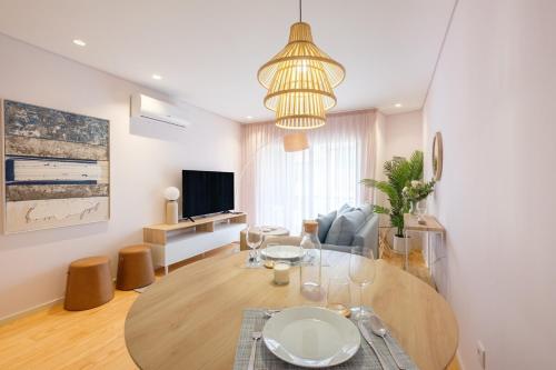 Modern Camões Flat, In the Heart of Porto