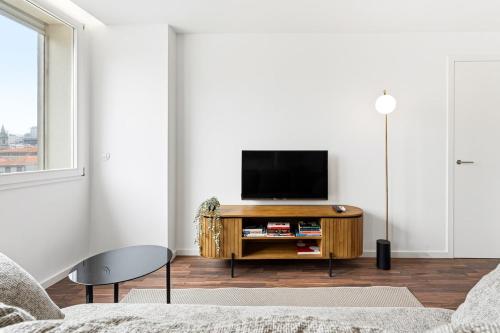 Ceuta Flat, Charming Balcony Over Porto Rooftops