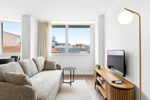 Ceuta Flat, Charming Balcony Over Porto Rooftops