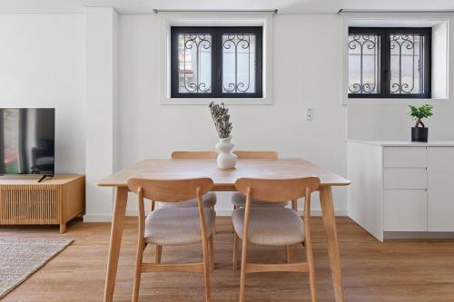Private Garden Oasis, A Charming Flat in Bonfim