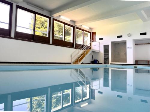 Magnifique appartement central avec terrasse, vue et piscine